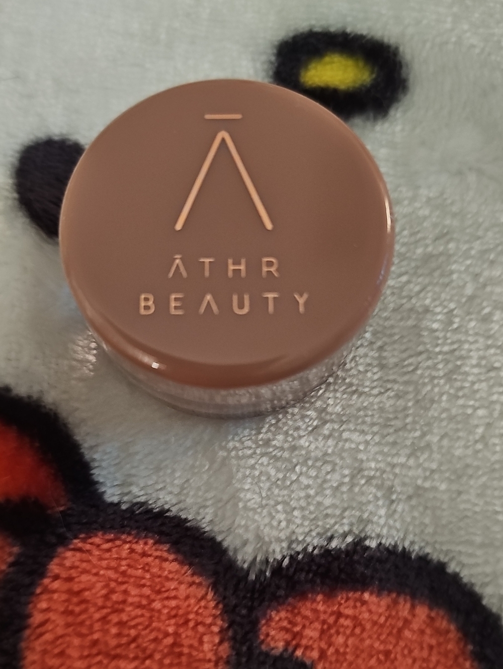 ATHR Beauty Cream Eyeshadow – Warm Taupe